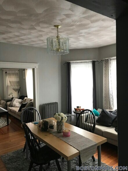 Building Photo - 156 Middlesex Ave