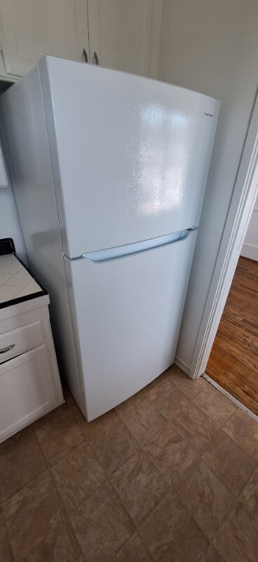 Building Photo - 726-C S Old Ranch Rd