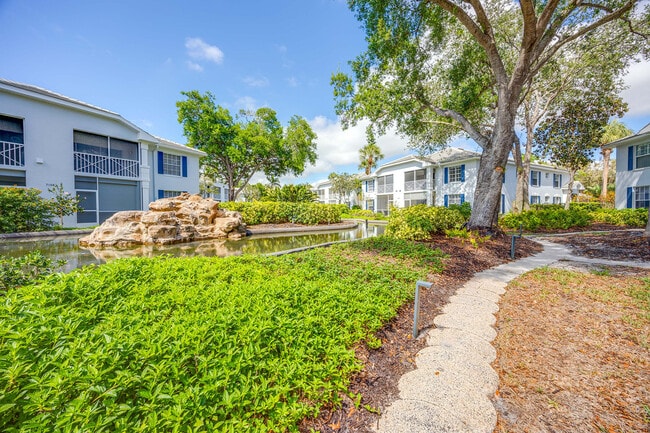 Building Photo - 7050 Barrington Cir