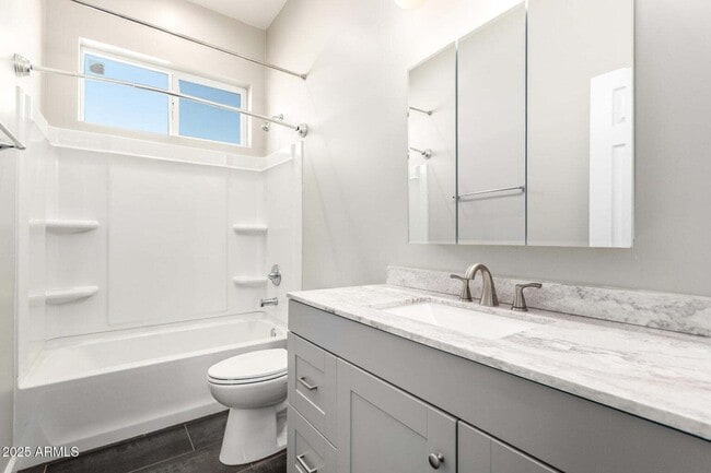 Building Photo - 1027 N 360th Ln