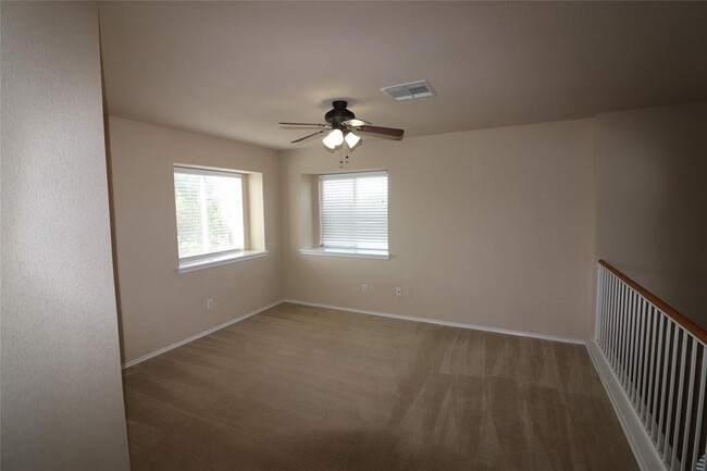 Building Photo - 1012 Gentry Dr