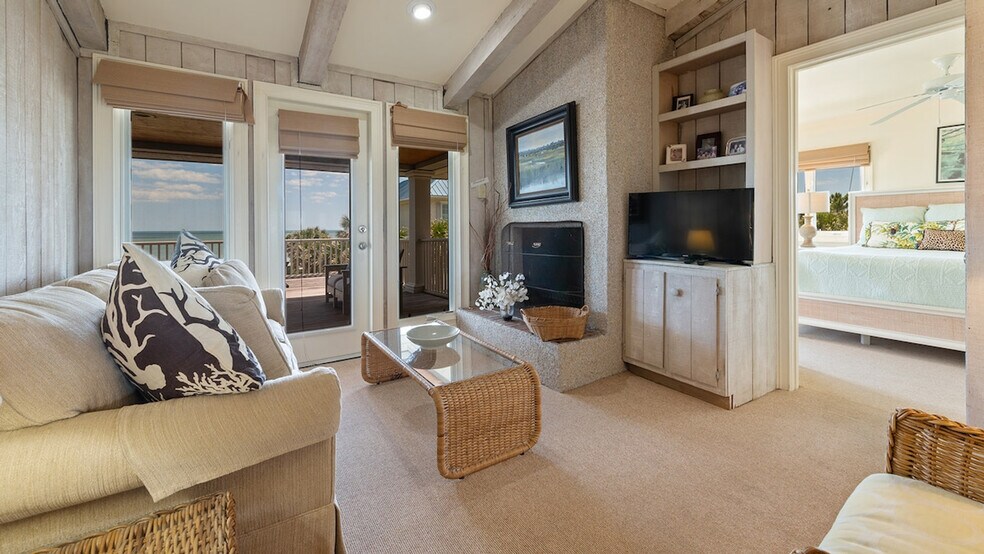 Building Photo - 321 Pioneer Loop