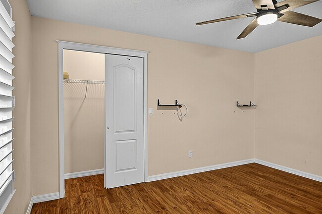 Building Photo - 69 Eagle Harbor Trail