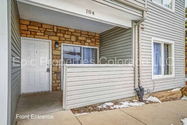 Building Photo - First Floor Corner 2 bed/2bath unit by Buckley SFB! Handicap/Deeded Parking Right in Front!