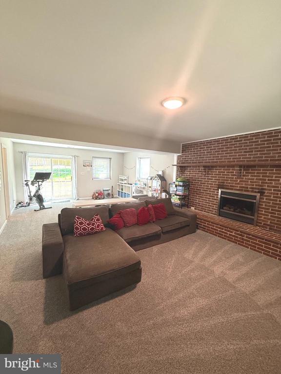 Building Photo - 2308 Harpoon Dr