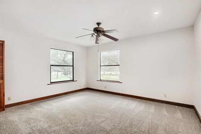 Building Photo - 16109 Awalt Dr