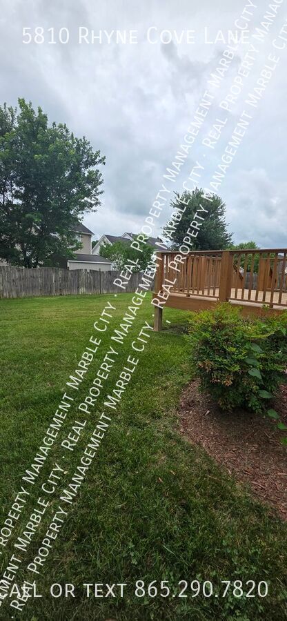 Building Photo - 5810 Rhyne Cove Ln
