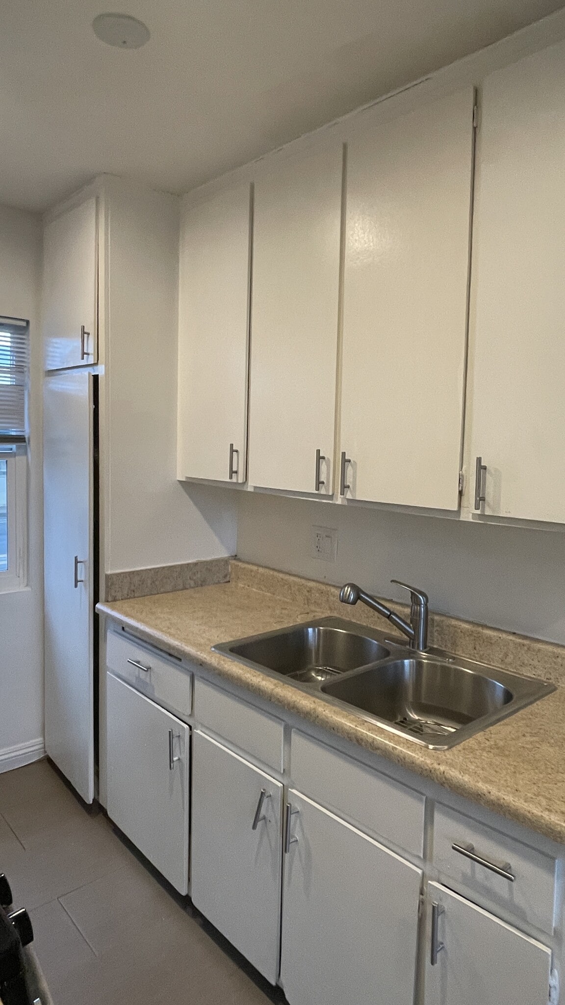 Building Photo - 7702 Chapman Ave