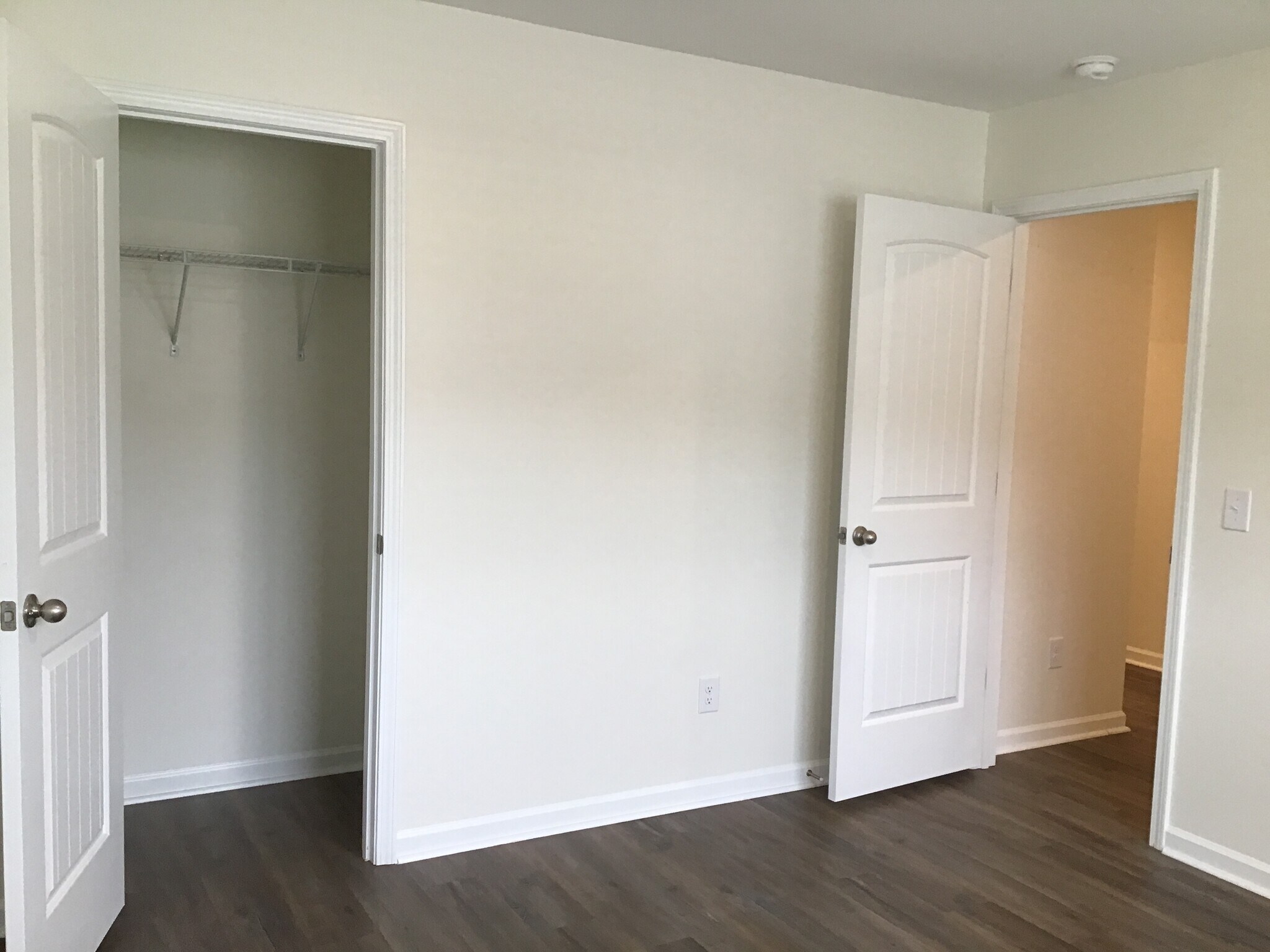 Building Photo - 1220 Dogwood Neck Dr