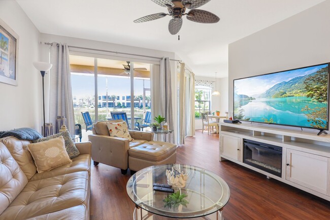 Building Photo - Spacious FURNISHED 3 Bed 2 Bath Condo In P...