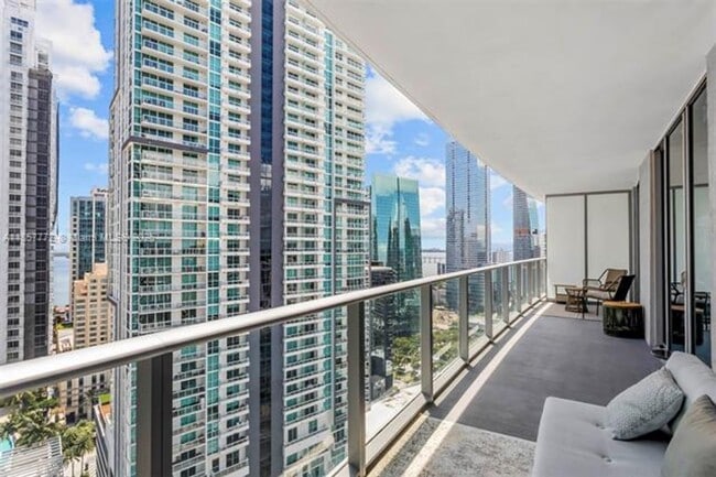 Building Photo - 1100 S Miami Ave