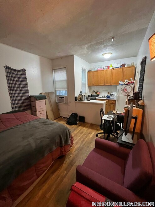 Building Photo - 61 S Huntington Ave