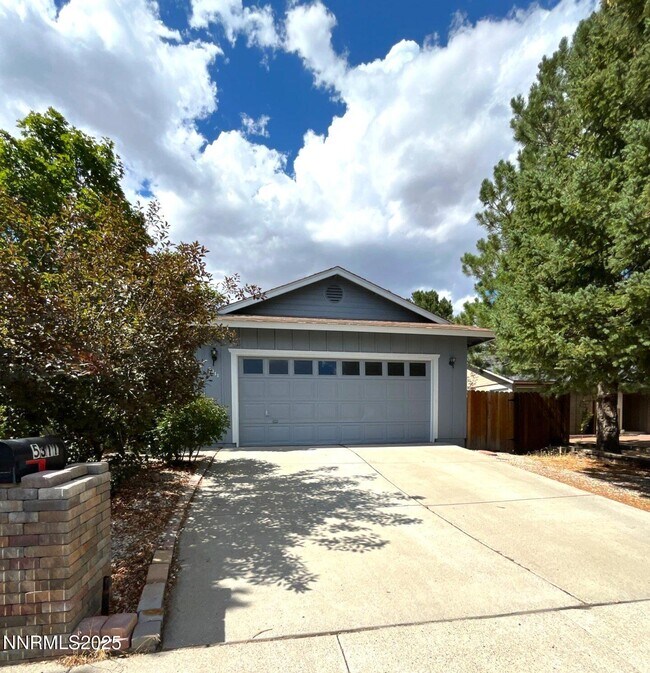 Building Photo - 5311 Coit Dr