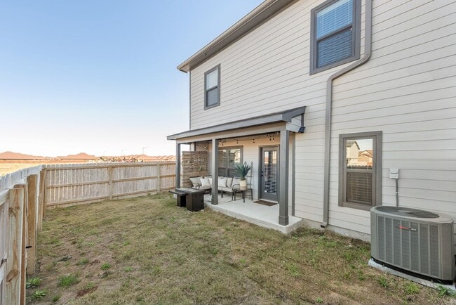 Building Photo - Now Pre-Leasing for August 2026! Well Appo...