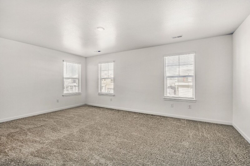 Building Photo - 5961 Holstein Dr