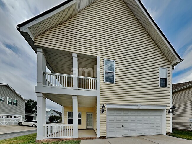 Building Photo - 1013 Triple Crown Dr