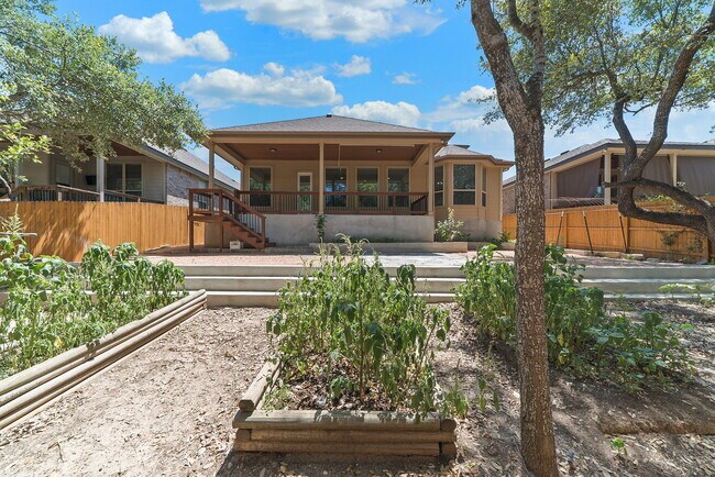 Building Photo - 26923 Camellia Trce