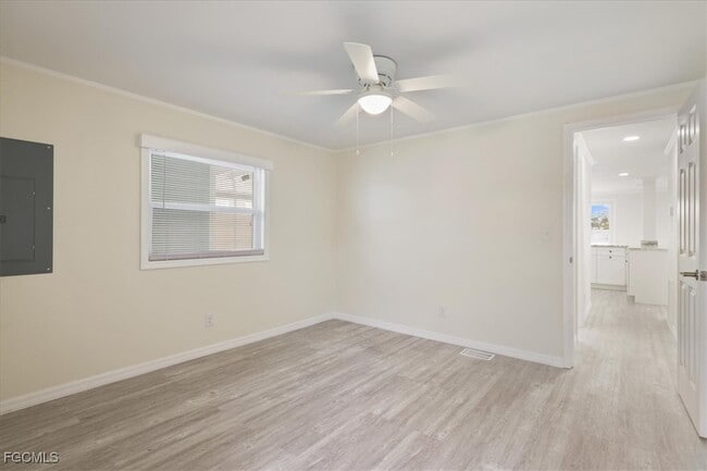 Building Photo - 62 Kiowa Dr N