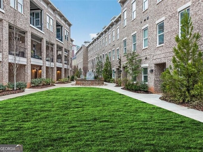 Building Photo - 339 Brownstones Cir NE