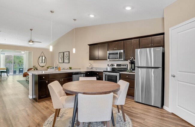 Spacious Kitchens with Breakfast Bar and Room for a Table - Redwood Copley