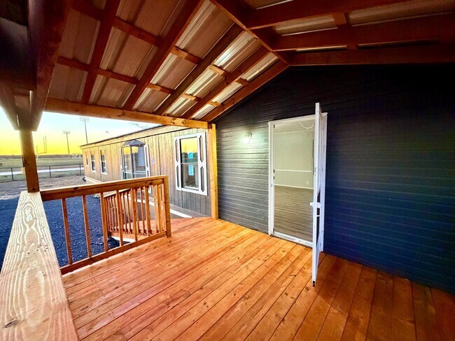 Building Photo - 1133 Rd 5823