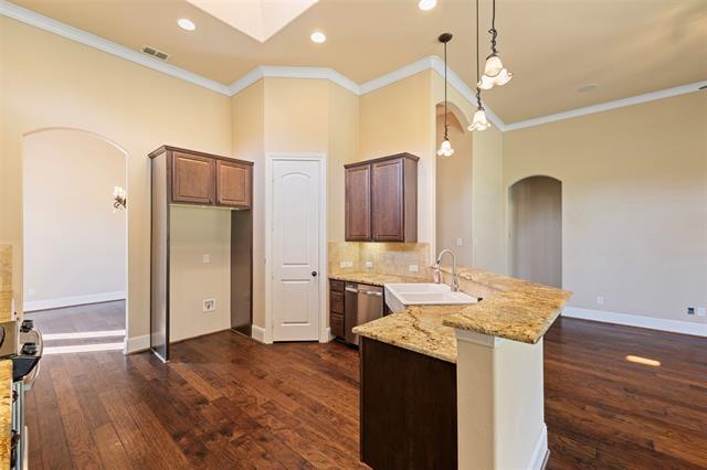Building Photo - 7684 Fossil Ridge Dr