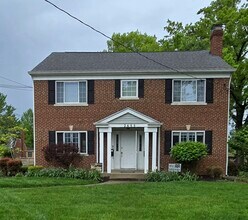Building Photo - Mt Airy