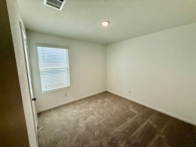 Building Photo - BRAND NEW 3 Bedroom, 2 Bathroom home on a corner lot in New Braunfels!