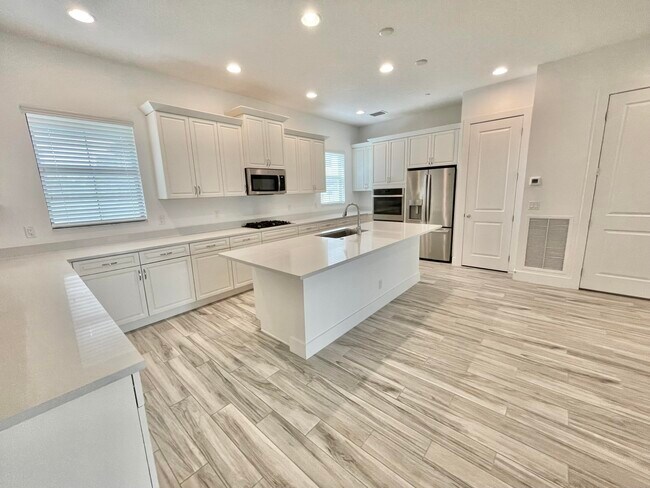 Building Photo - 5412 Watts Ter