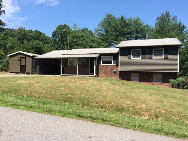 Primary Photo - 25 Brown Rd