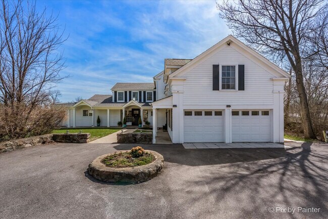 Building Photo - 708 S Rose Farm Rd
