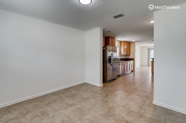 Building Photo - Five Bedrooms in Yulee's TCP!