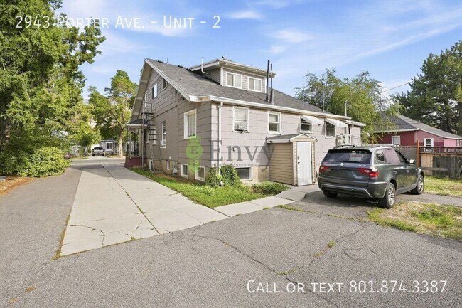 Building Photo - 2943 Porter Ave