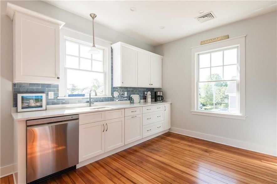 Building Photo - 34 Harrison Ave