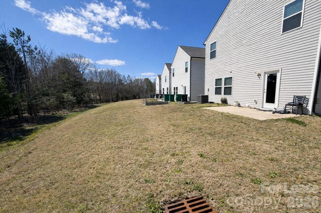 Building Photo - 11154 Woodland Crk Wy