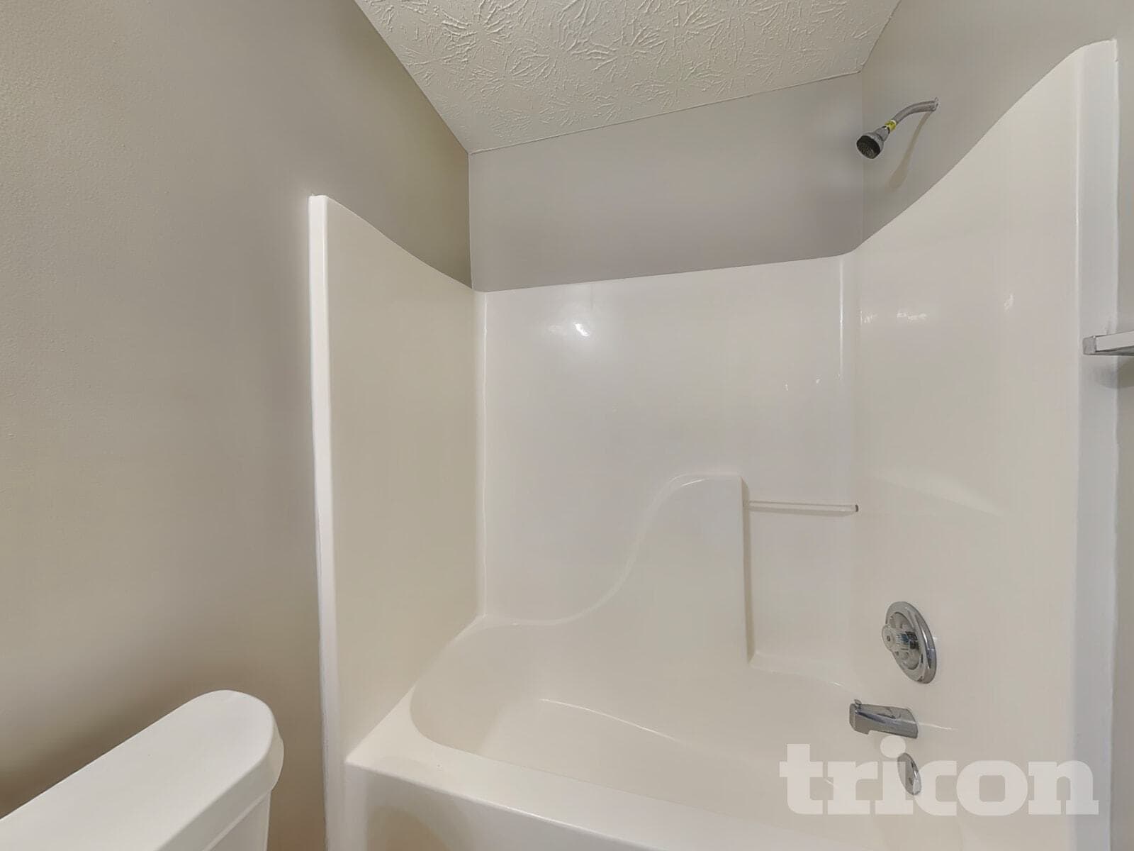 Building Photo - 170 Orchard View