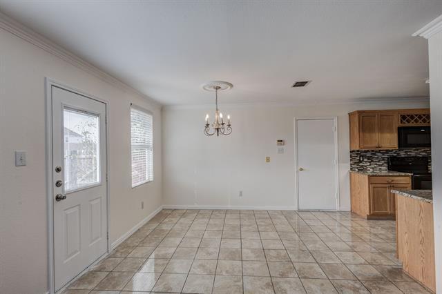 Building Photo - 3009 Meadow Bluff Dr