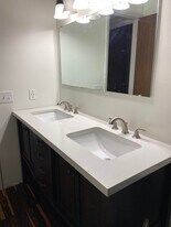 2nd Floor Full Bath - 1324 Aarons Way