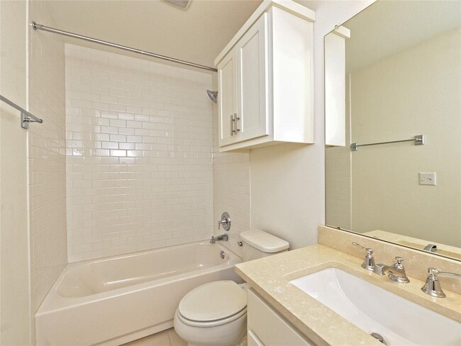 Building Photo - 5309 William Holland Ave