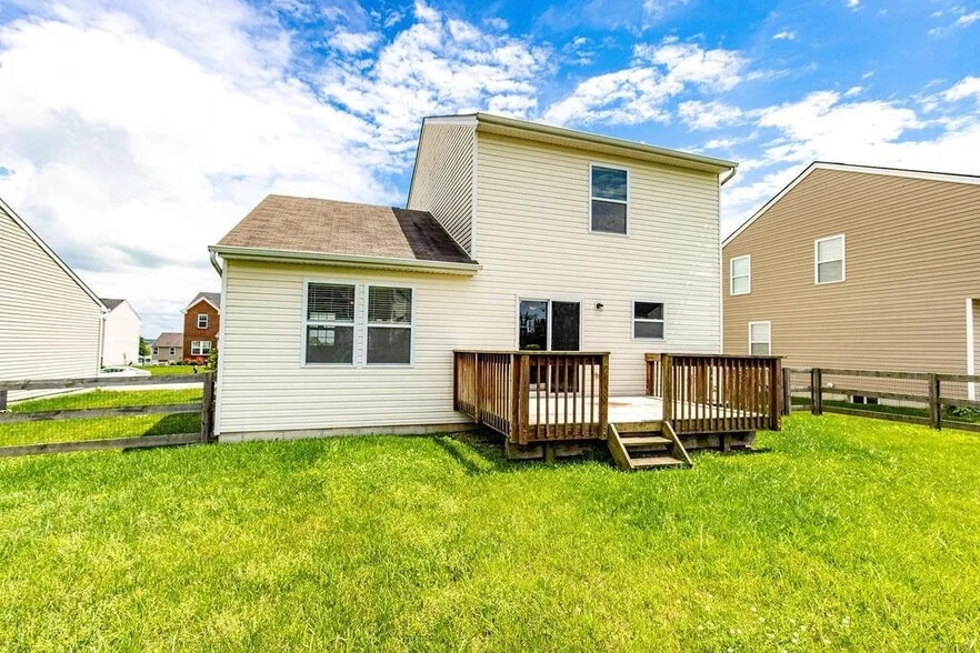 Building Photo - 4731 Springwood Ct