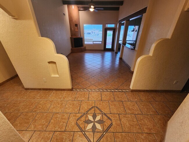 Building Photo - 2105 San Patricio Loop