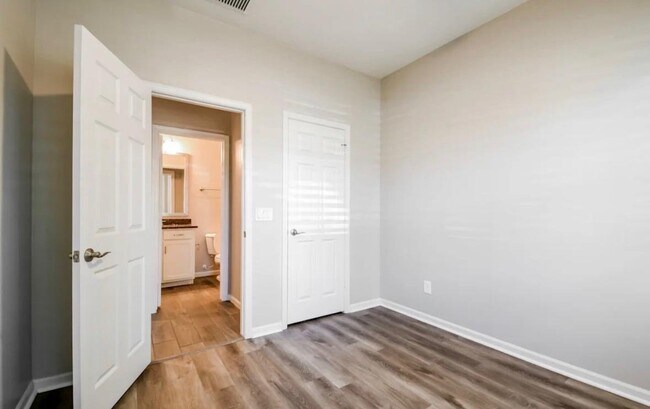 Building Photo - 3730 W Cielo Grande