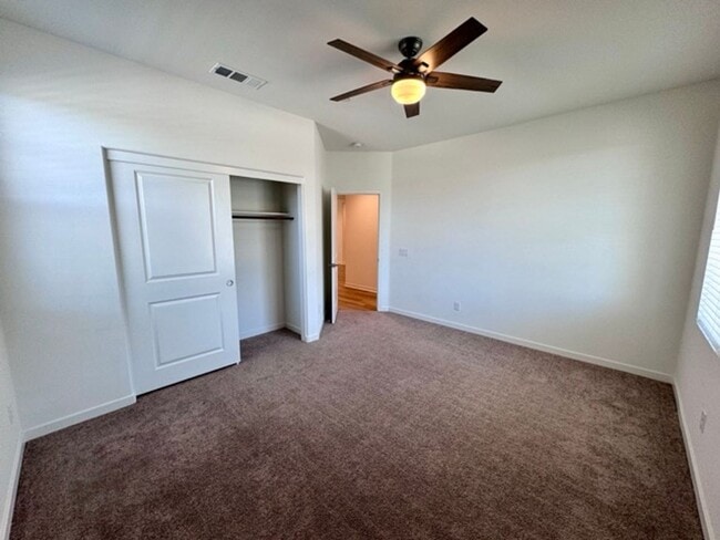 Building Photo - COMING SOON! Beautiful 4 bedroom Single St...