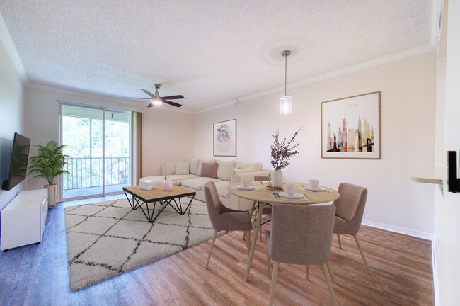 Building Photo - 5681 Bentgrass Dr