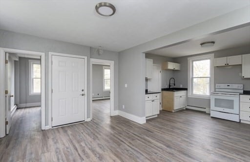 Building Photo - 50 Pleasant St