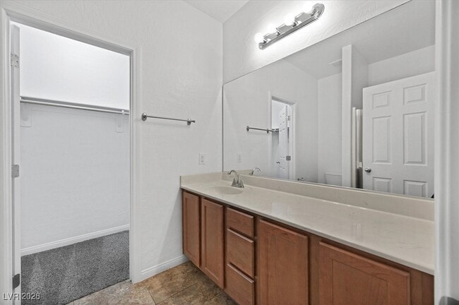 Building Photo - 326 Hillhead Ct