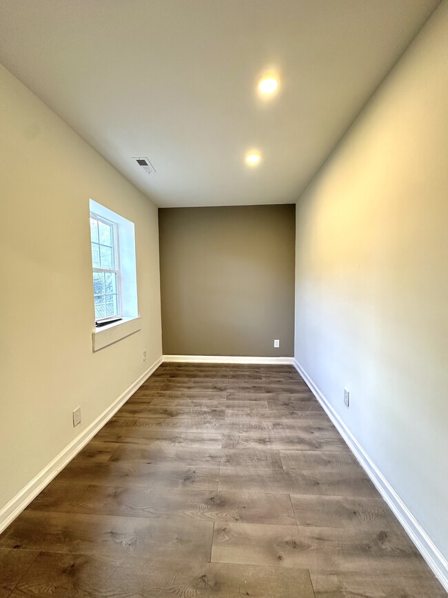 Building Photo - 2005 Henry Crumpton Dr