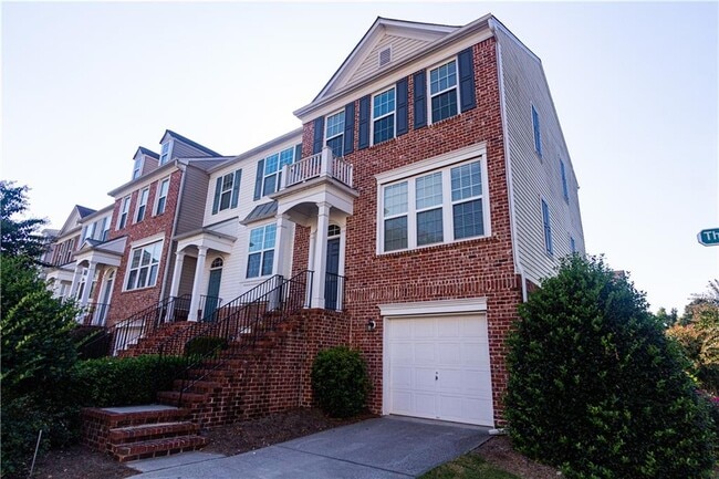 Building Photo - 1035 Thornborough Dr