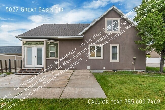 Building Photo - 5027 Great Basin Cir