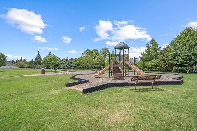 Building Photo - 2128 Victory Gallop Ln